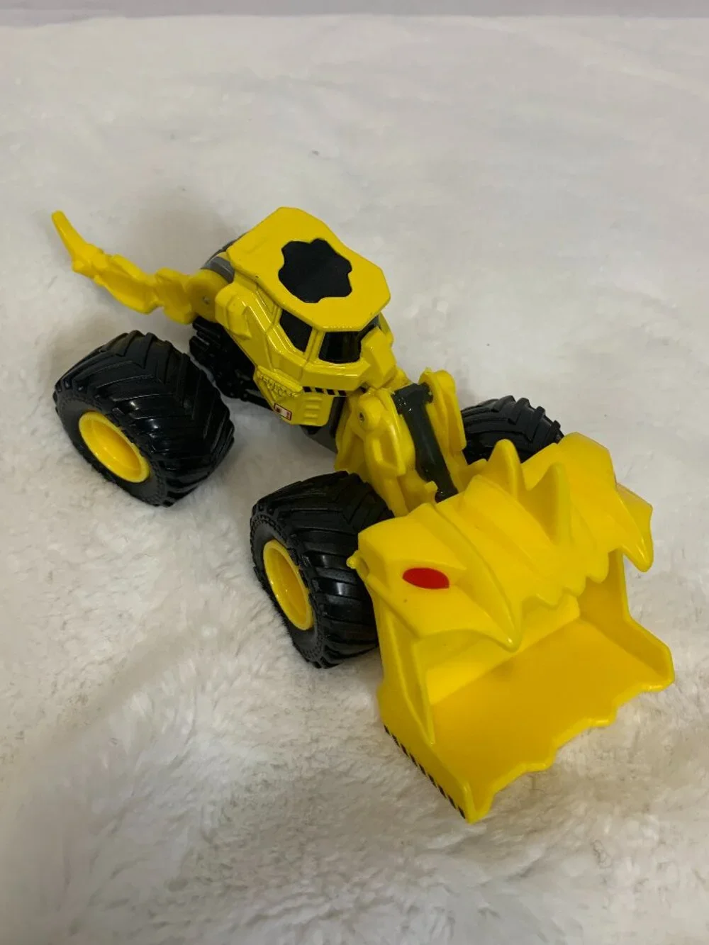 Four Monster Jam Dirt Squad Axel Rolland Scoopz Vehicle Lot 1:64